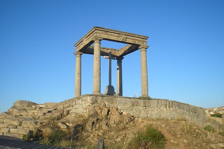 Private Tour Avila – Segovia - Small group and hotel pick up from Madrid