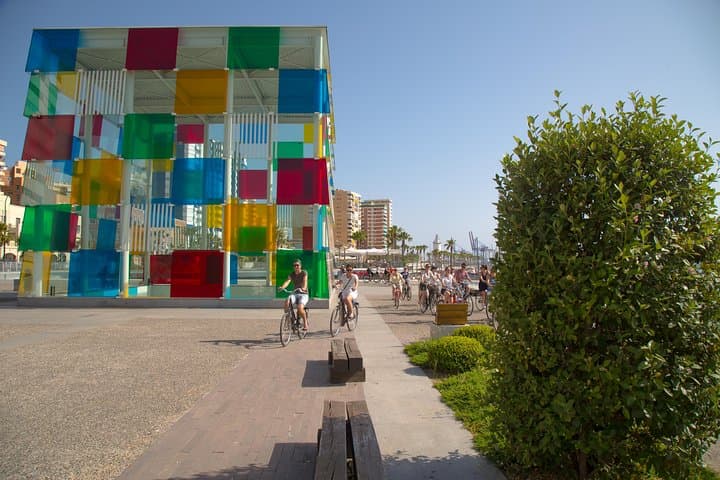 Malaga: E-Bike 3-Hour Sightseeing Tour