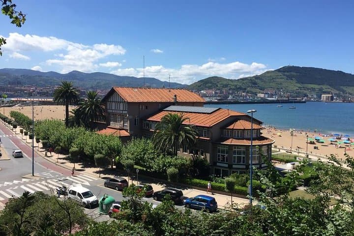 Desde Bilbao: Excursión a Gaztelugatxe, Bermeo y Gernika