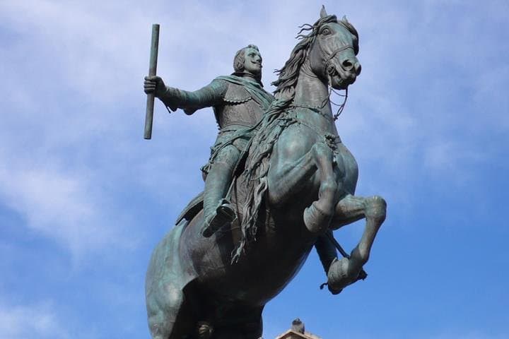 Royal Palace of Madrid private tour