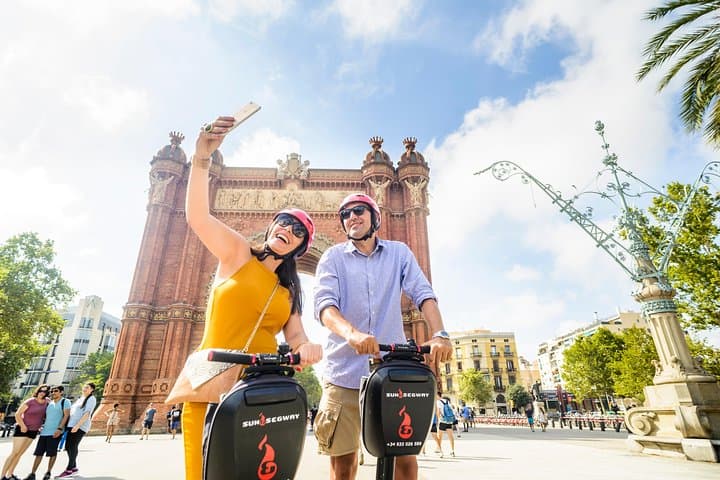 Barcelona: Citizen Segway Tour