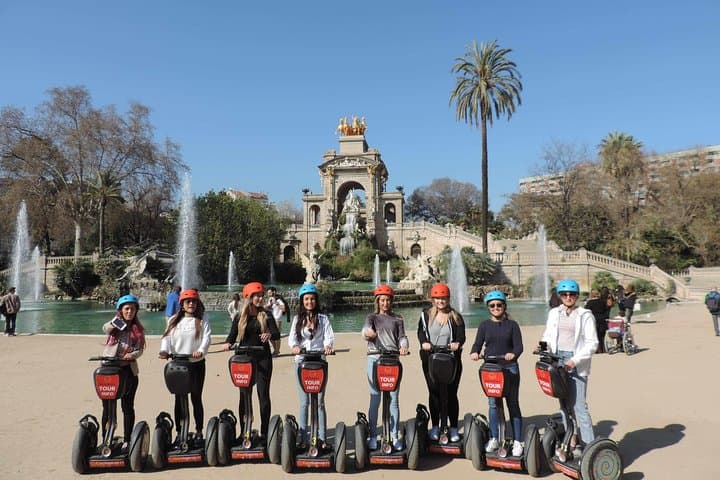 Gran Gaudi - 3H Segway tour
