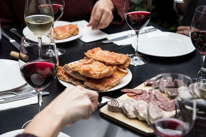 Barcelona Wine and Gourmet Tapas Tour