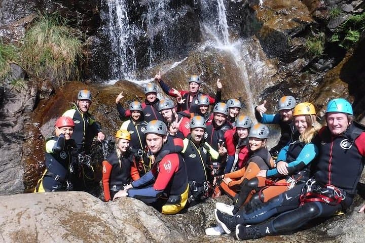 Canyoning Adventure in Madrid for groups with Dreampeaks