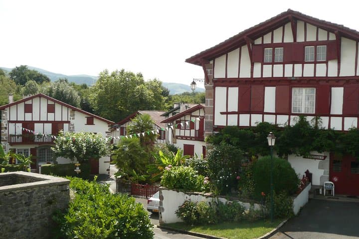 French-Basque Countryside Private tour Discover the hidden beauty of Pyrenees