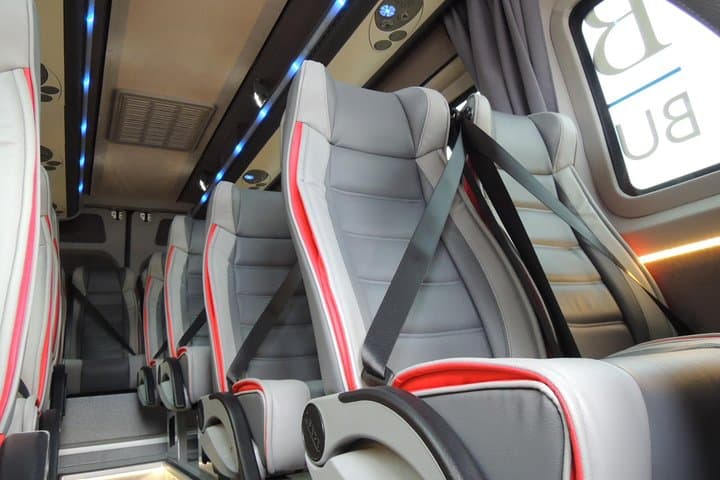 Private Customized Tour from Barcelona to Zaragoza with Guide and Transportation