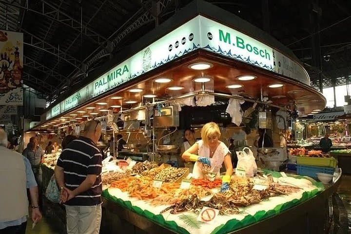 Market Gourmet Visit and Spanish Culinary Experience in Barcelona