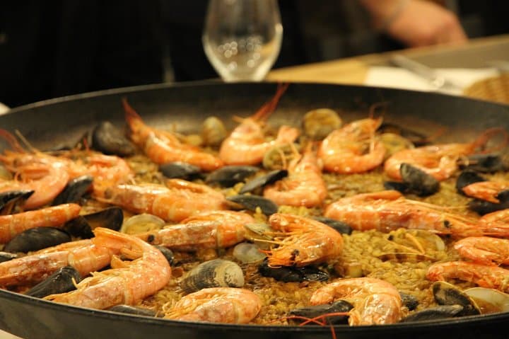 Market Gourmet Visit and Spanish Culinary Experience in Barcelona