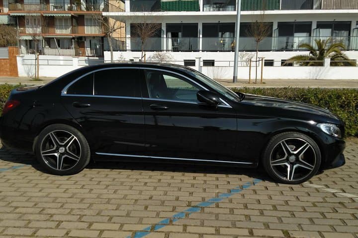 Luxury sedans