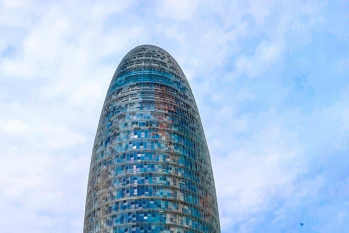 Private Contrast Barcelona Tour (4 Hours) - From Barcelona