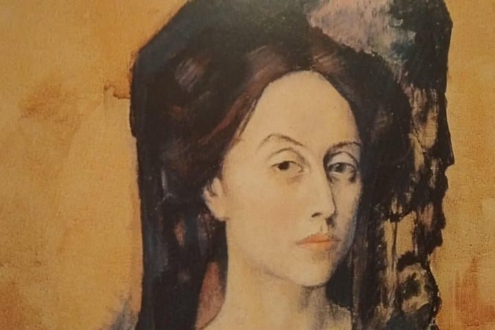 Picasso Museum private tour and walk in El Born district