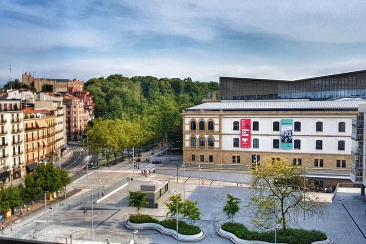 Guided tour of San Sebastián