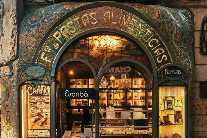 The Ultimate Old Town Tour in Barcelona