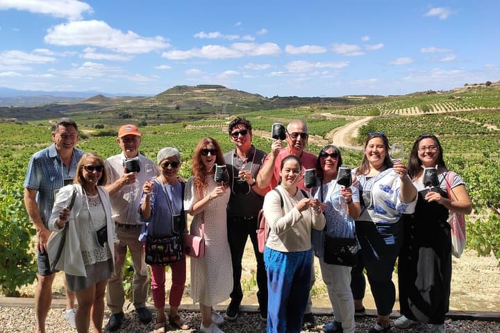 La Rioja wine tour: winery and traditional lunch from Bilbao