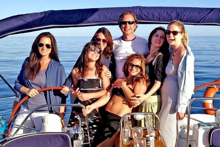 Barcelona Private Sailing with Open Bar & Snacks (max 9)