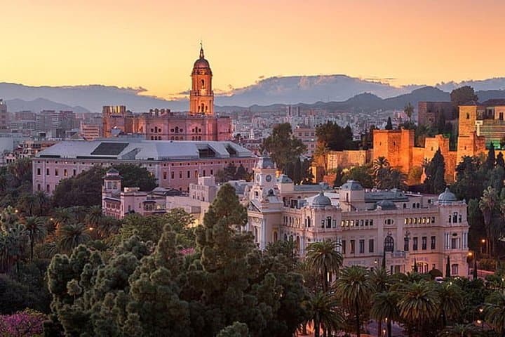 The Best of Málaga Private Walking Tour – Complete Experience