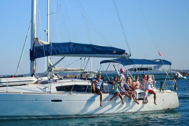 Boat rental - Sailing Cruises Barcelona