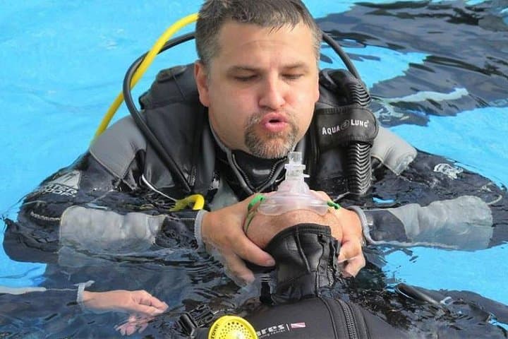PADI Pro Divemaster course at Puerto de Mogan