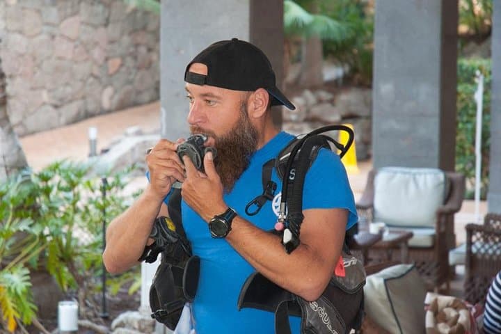 PADI Pro Divemaster course at Puerto de Mogan