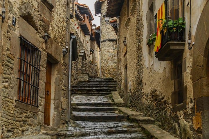 Besalú, Rupit & Vic Private Tour - From Barcelona