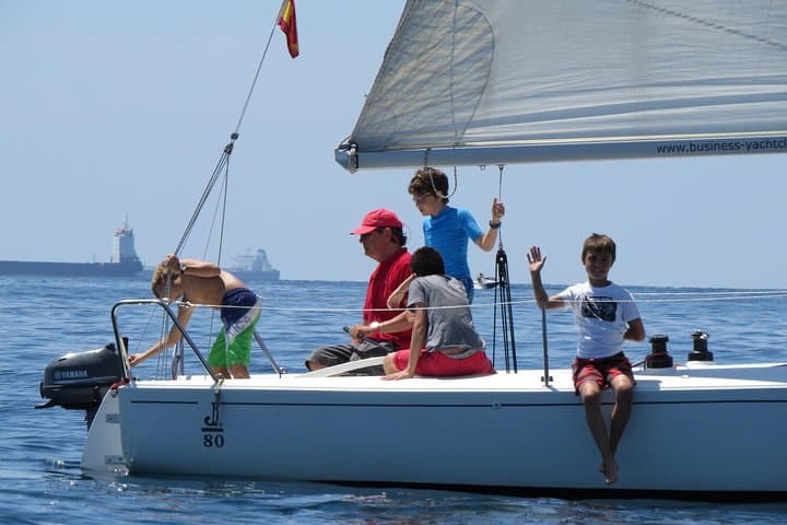 Family Sailing Tour in Barcelona