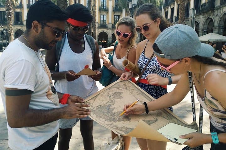 Private Treasure Hunt The Explorer | Guided, fun & 100% Offline | Xventura