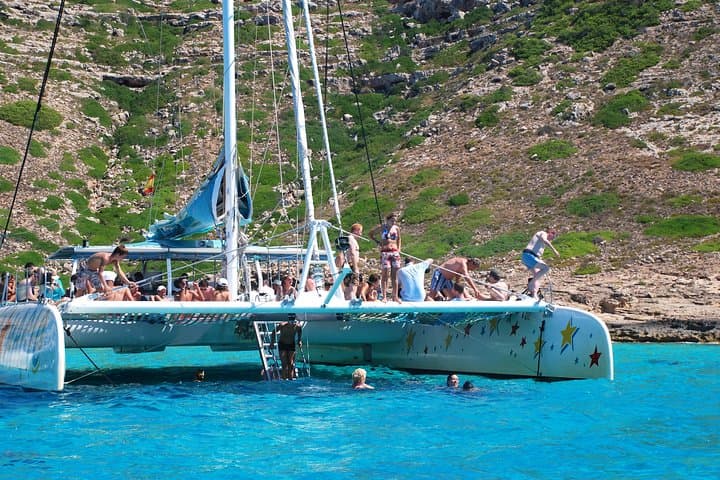 Catamaran tour 5 hours: from Palma de Mallorca