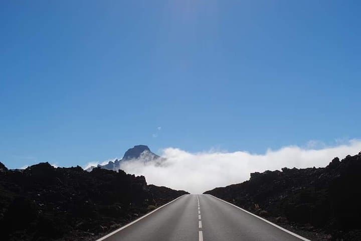 TEIDE NIGHT Astronomy Stargazing Bus Tour, Meal & Drinks included!