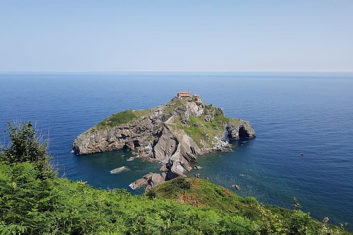Private Transfer Tour Bilbao to San Sebastian through the Basque Coast