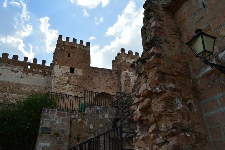 Discover 3 artworks in Baños de la Encina