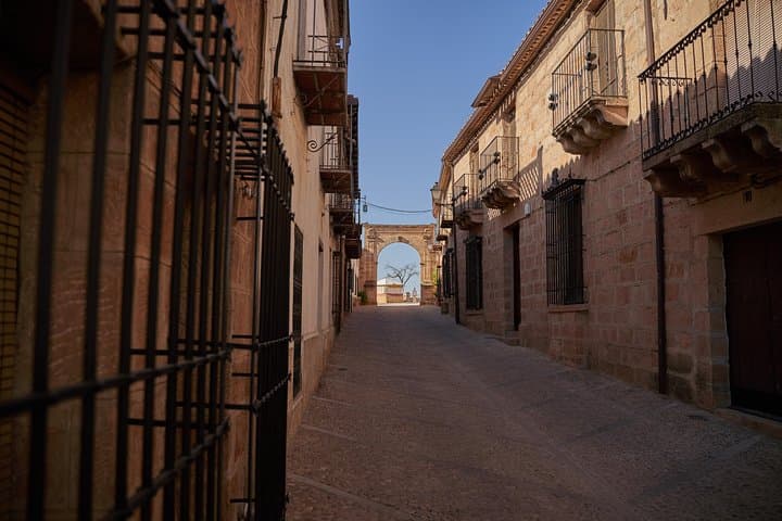 Discover 3 artworks in Baños de la Encina