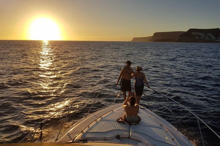 Boat Trip 3 hours - Private Charter ("KEEPER UNO" Boat)