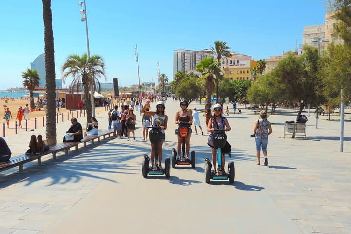 Private Live Guided Barcelona Segway Tour - 180 min