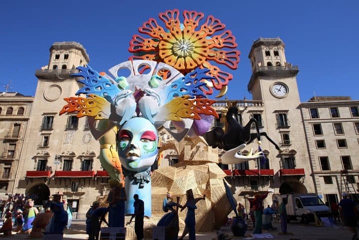 Highlights and hidden gems of Alicante