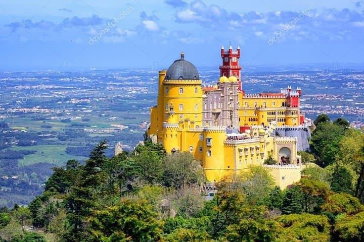 Seville Private transfer to Lisbon with Optional Evora stop