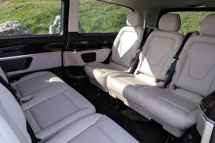 V class inside
