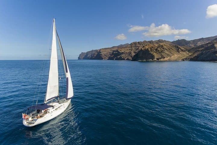 Sailing Trip and Snorkeling (max. 8 people)