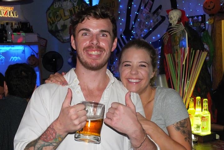 Malaga Nightlife Pub Crawl Tour with Drinks and Clubs Entry