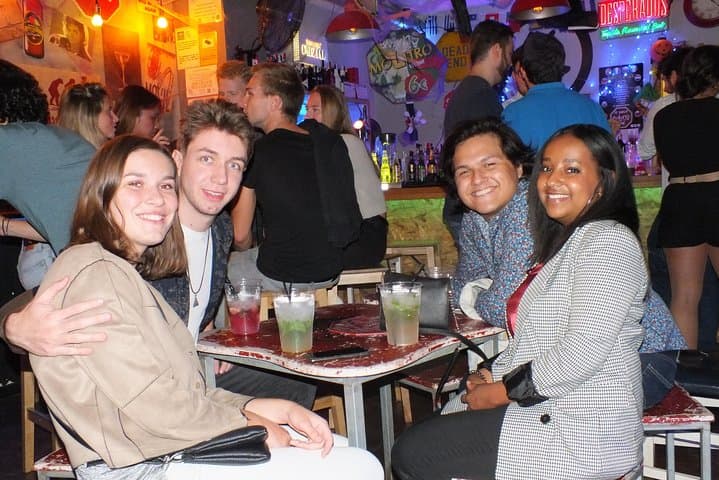 Malaga Nightlife Pub Crawl Tour with Drinks and Clubs Entry