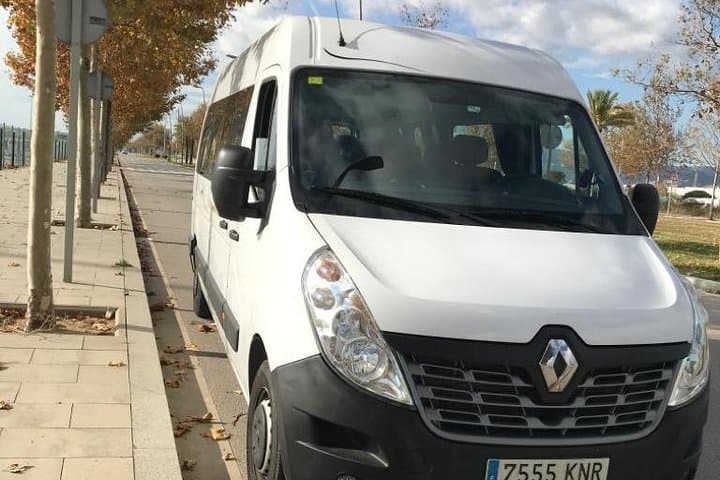 Private transfer from Airport Barcelona to Santa Susanna