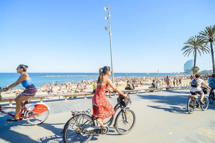 eBike Tour from Barcelona with Alella D.O. Wine Tasting