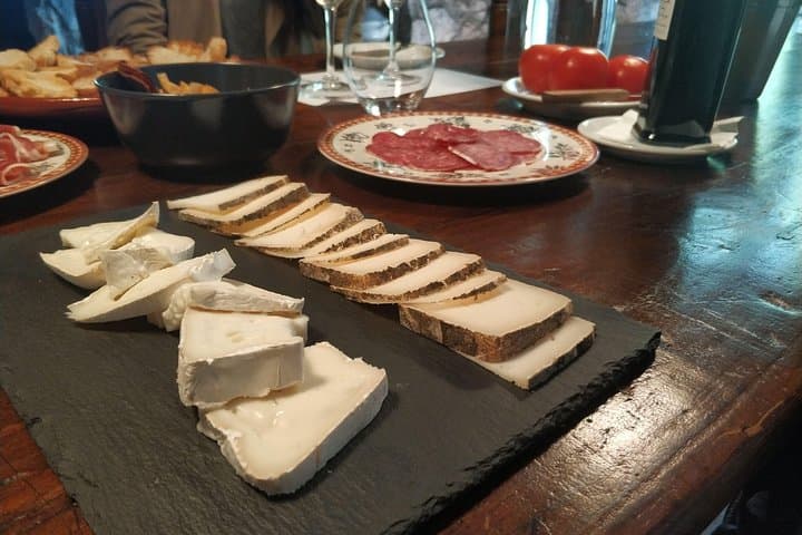 Half Day Private Wine & Oil Tasting Tour near Barcelona with hotel pick up
