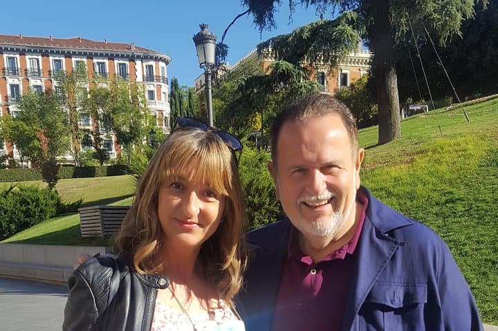 With Raúl de Molina. "El Gordo y la Flaca". Univision