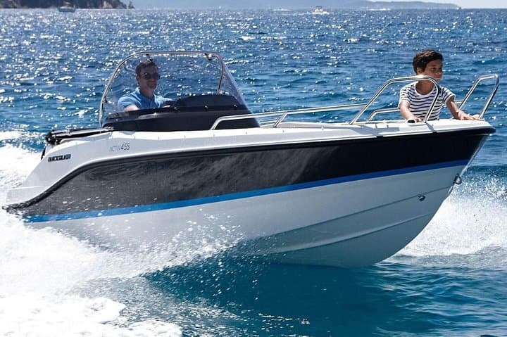 Boat rental without license - B450 'Theia' (4p) - Can Pastilla