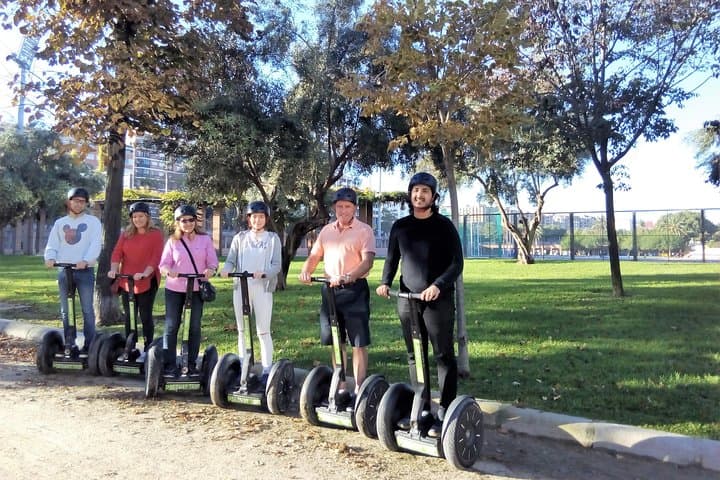 Walking Tapas 1h & Segway Valencia Tour 1h