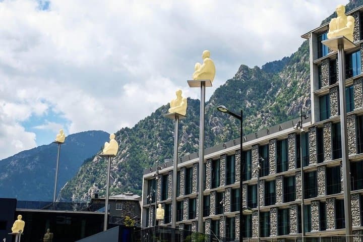 Andorra Private Tour: Sightseeing, Shopping & Traditional Lunch