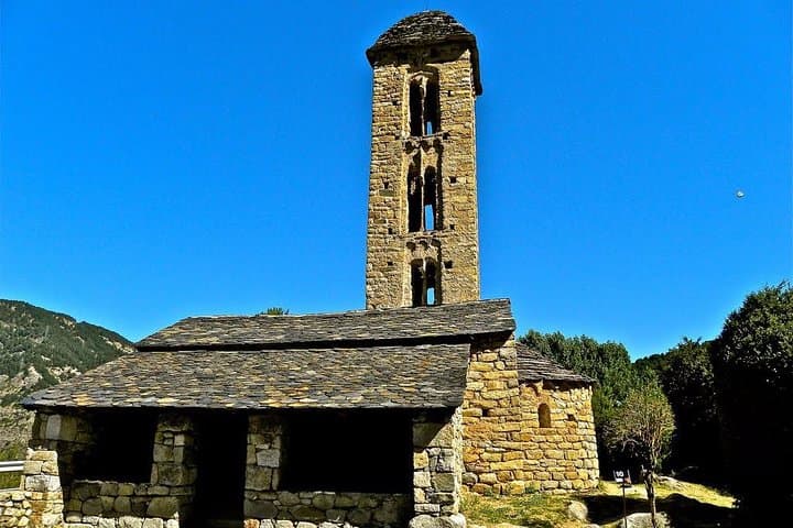 Andorra Private Tour: Sightseeing, Shopping & Traditional Lunch