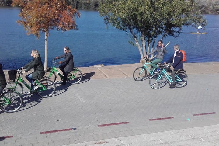 From one market to another along the Guadalquivir River