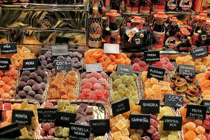 Explore Barcelona in 90 minutes with a Local