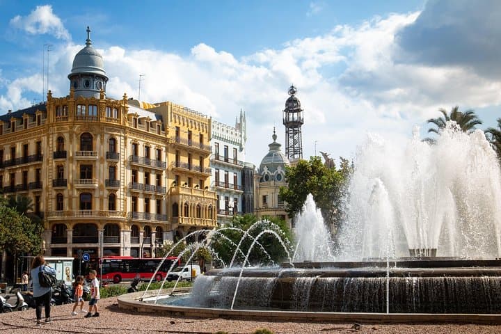 Historic Valencia: Exclusive Private Tour with a Local